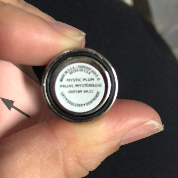 Lipstick - Picture 2 of 3